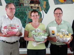 Otmar Durban, Elke Schubert, Joachim Wenz gemeinsam mit dem Oberbürgermeister