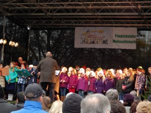 Friedrich-Magnus-Schule auf dem Weihnachtsmarkt