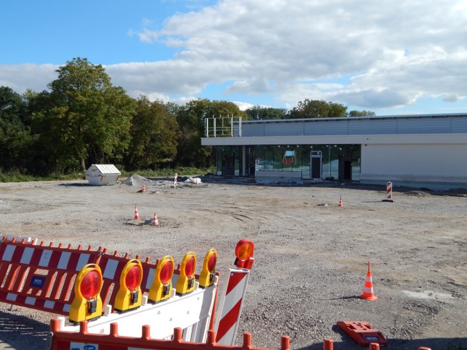 27. September 2014, Foto: Martin Strohal Arbeiten an Außenanlage begonnen