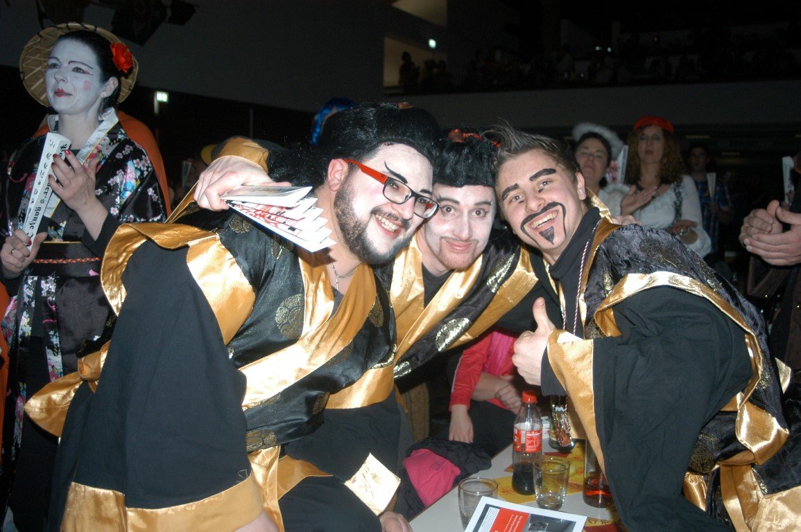 Seit 2006 besuchen die drei Faschingsfreunde aus Liedolsheim Umzüge und Prunksitzungen.