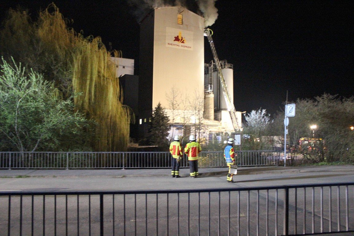 Brand Mühle Friedrichstal (Aaron
Klewer/blaulichtreporter-karlsruhe.de)