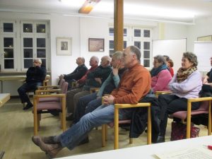 Zuhörer beim Vortrag zur Gemarkungsgrenz-Begehung