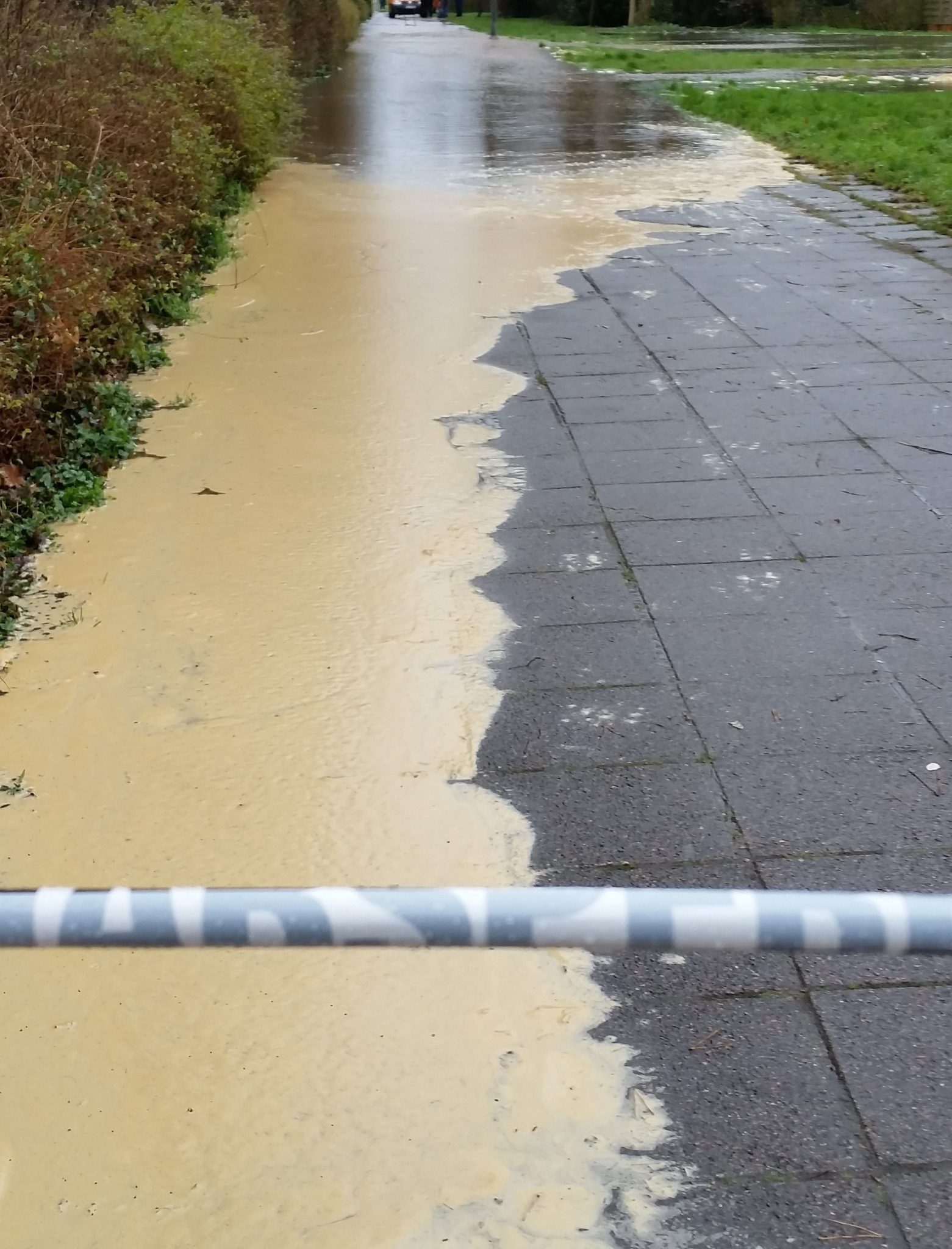 Bruch der Hauptwasserleitung in Karlsruhe