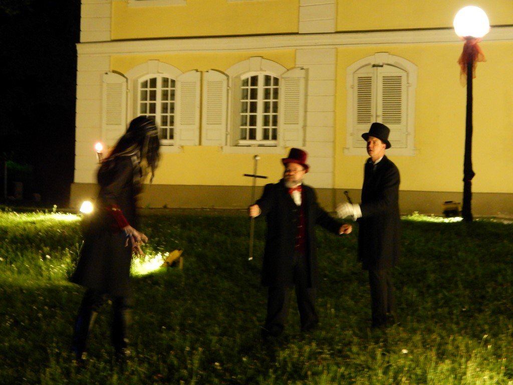 Dracula, van Helsing und Lord Holmewood