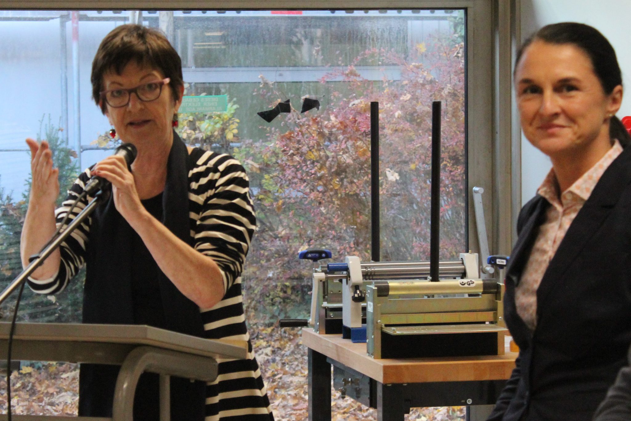 EKRS Rektorin Eva Friedmann und Bürgermeisterin Sylvia Tröger