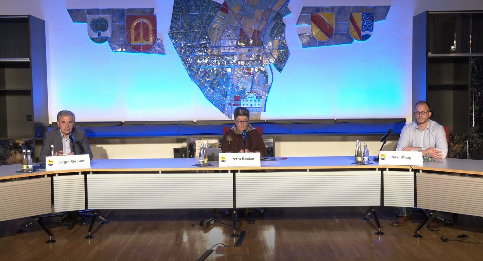 Podium OB Petra Becker mit Bürgermeister Edgar Geißler (links) und Stadtplanungsamtsleiter Peter Maag