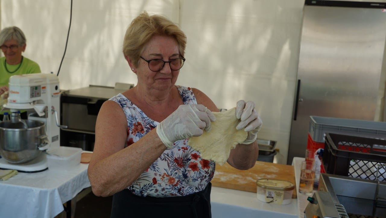 Langos beim Sängerbund