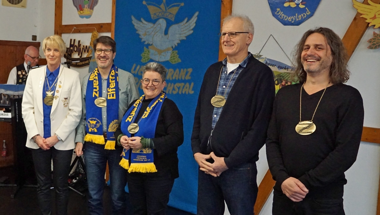Michaela Mai, Ortsvorsteher Lutz Schönthal, OB Petra Becker, Ortschafts- und Stadtrat Reinhard Breyer, Stadtrat Sven Schiebel