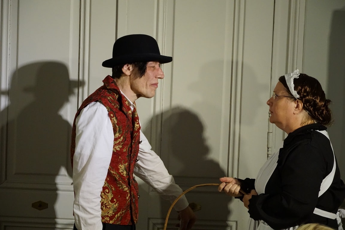 Mr. Hyde (Marcel Horvatitsch) mit Mary Reilly (Gaby Kraus)