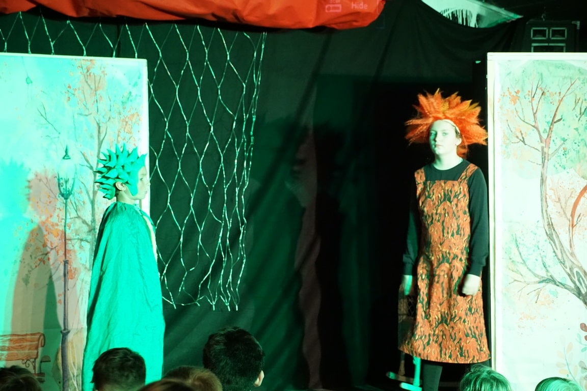 Sems (Frederik Schuppener) und Teufelinchen (Marie Schmidt)