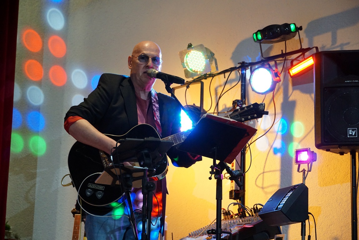 DJ Andy Carl