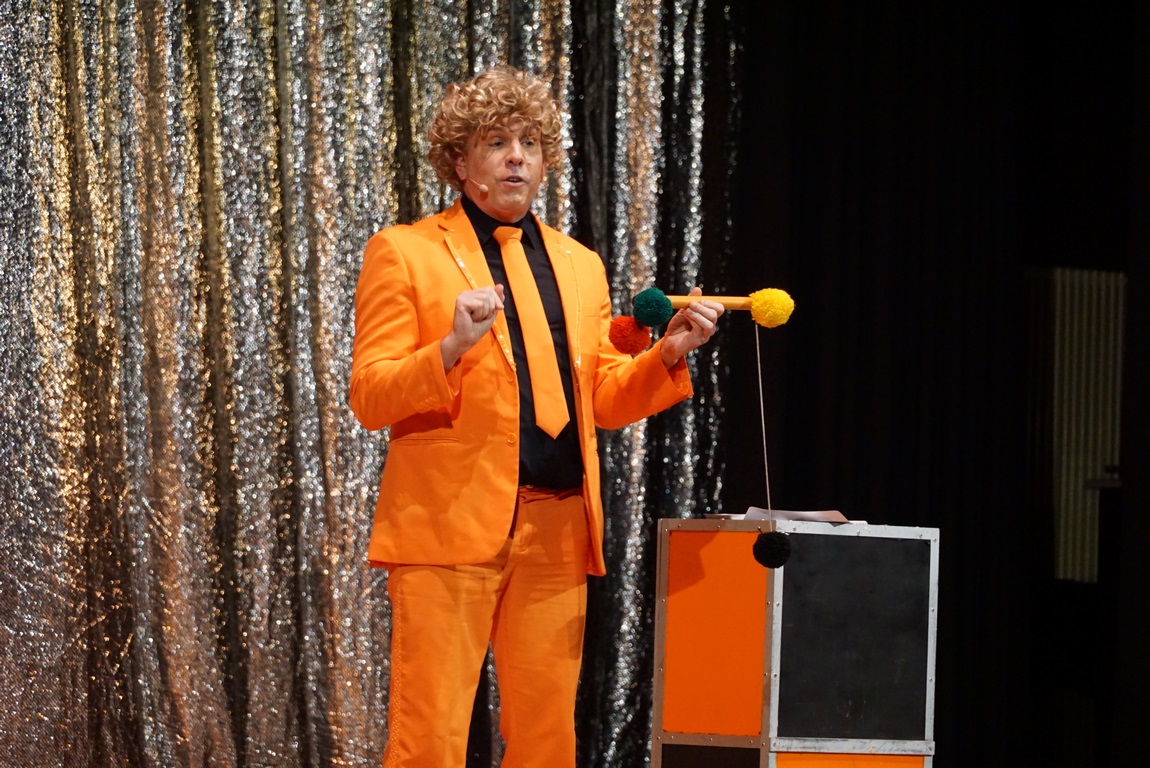 Ted Louis Magic Comedy