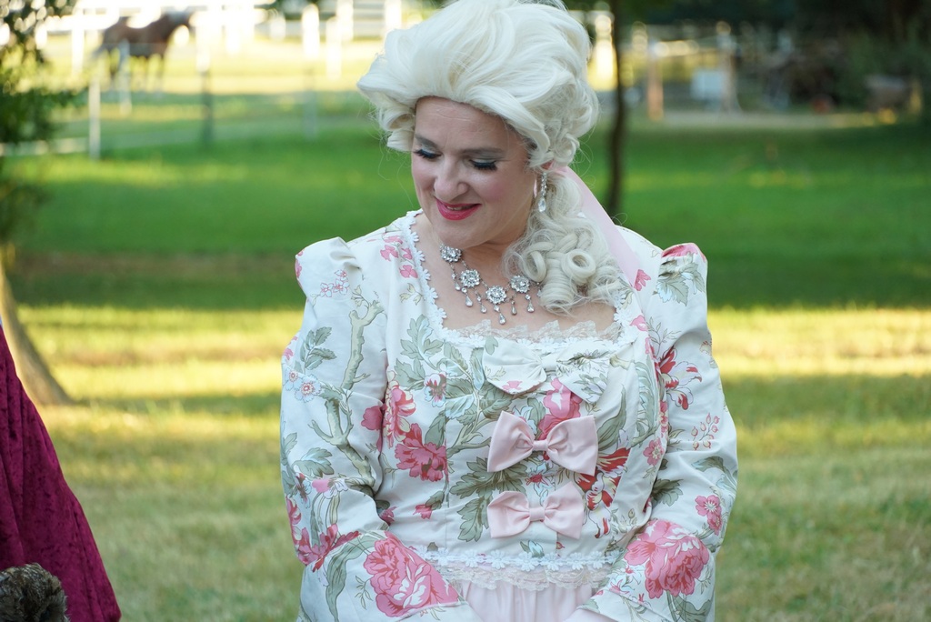 Markgräfin Caroline Luise (Stefanie Bertsch)