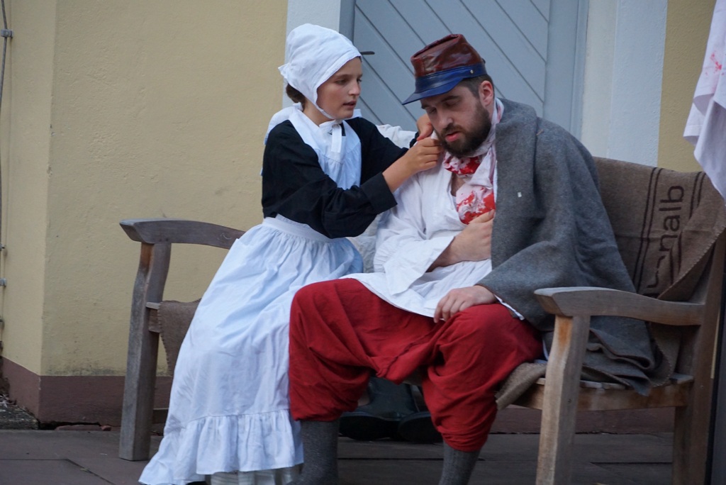 Lazarett (Sebastian Schuppener, Simon Stein)