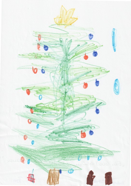 Tom: Ein bunt geschmückter Weihnachtsbaum (Kita Lachwald)
