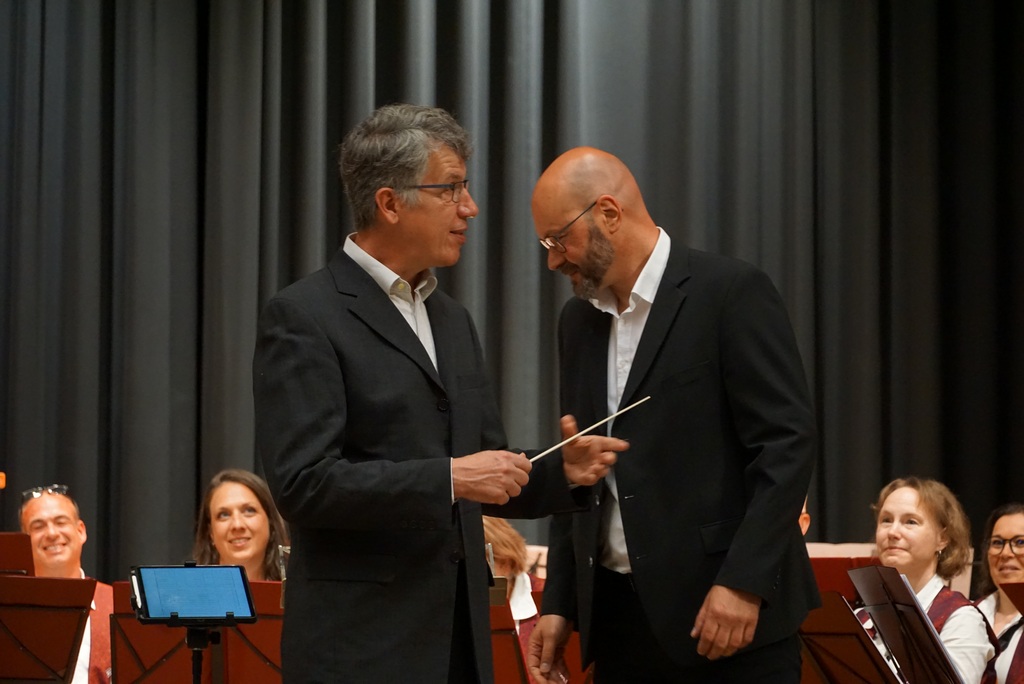 Dirigent Guido Schumm mit Nachfolger Rüdiger Liebich