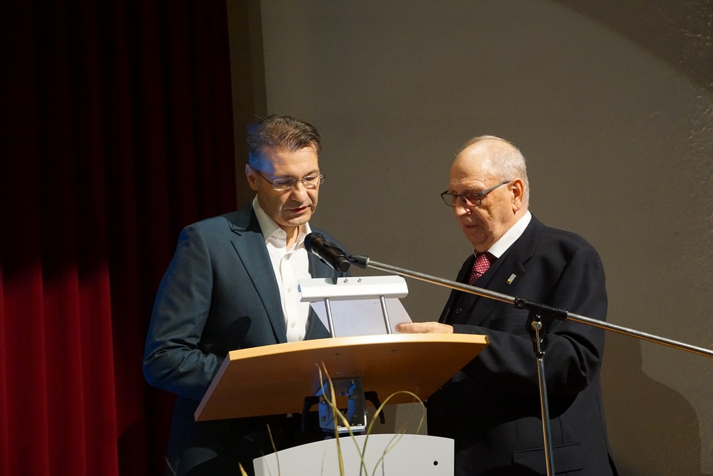 Verpflichtung durch Stadtrat Wolfgang Sickinger
